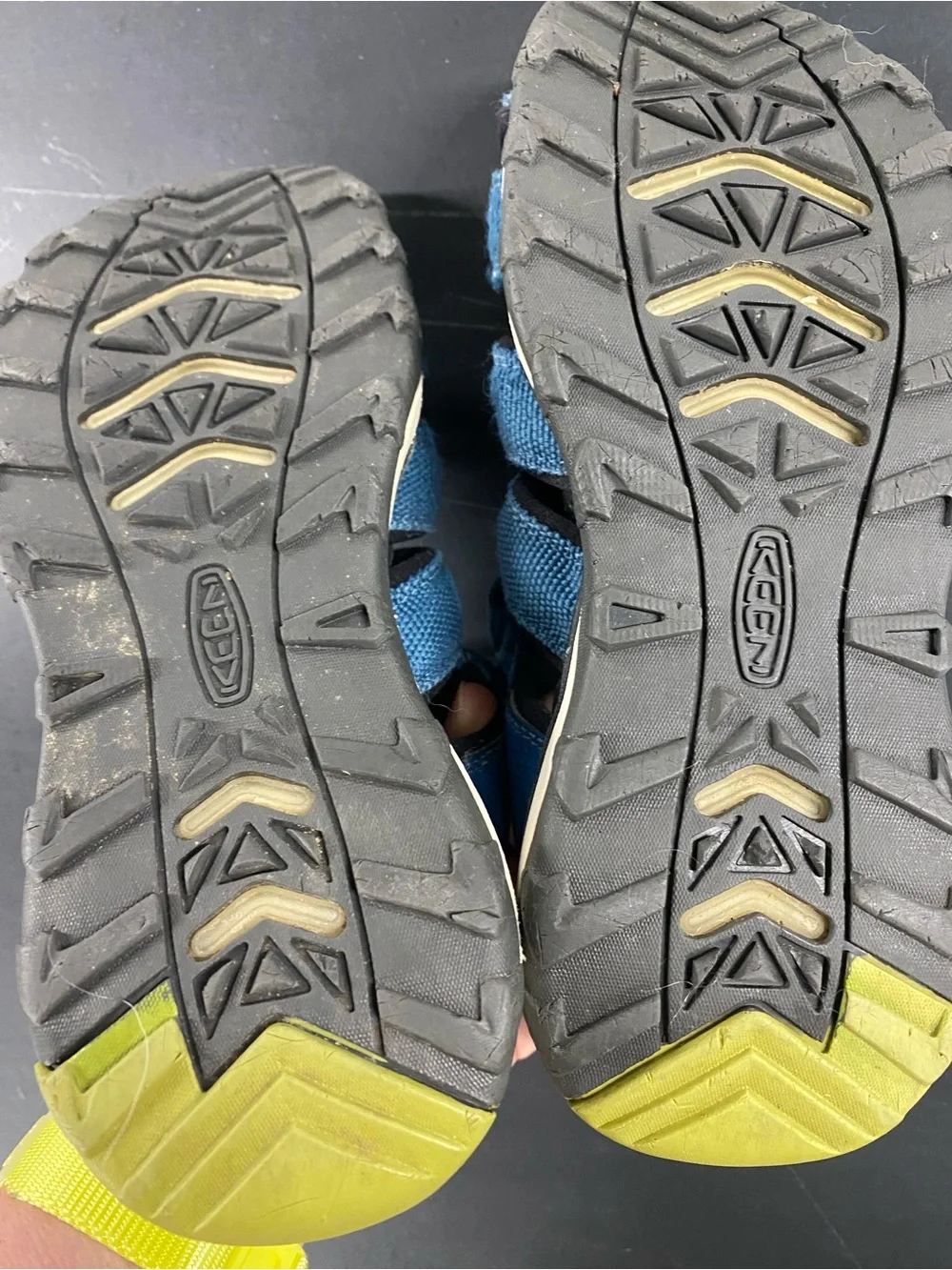 KEEN Kids Sandals - Outdoor Fit size 1